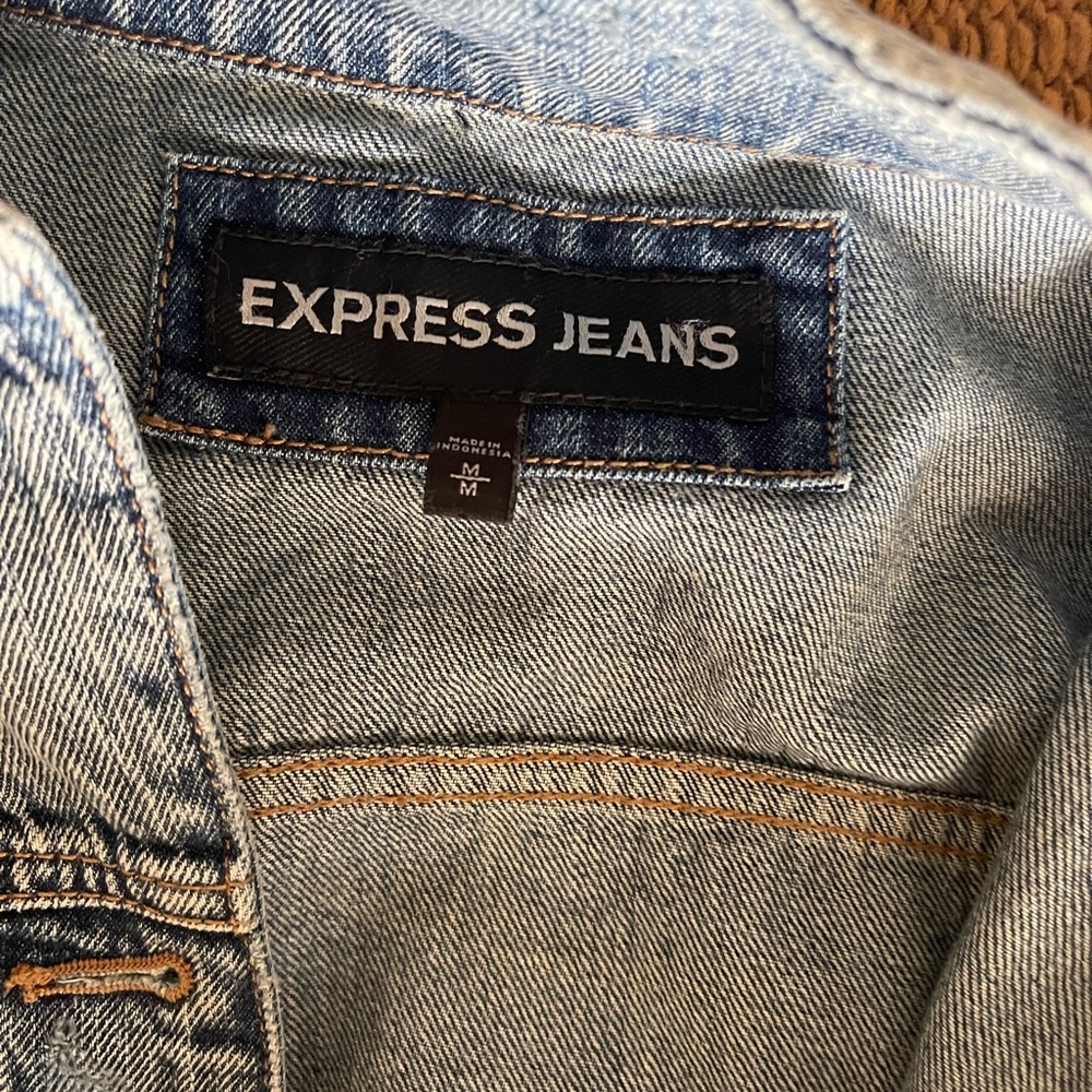 Express Jean Jacket - Picture 2 of 3